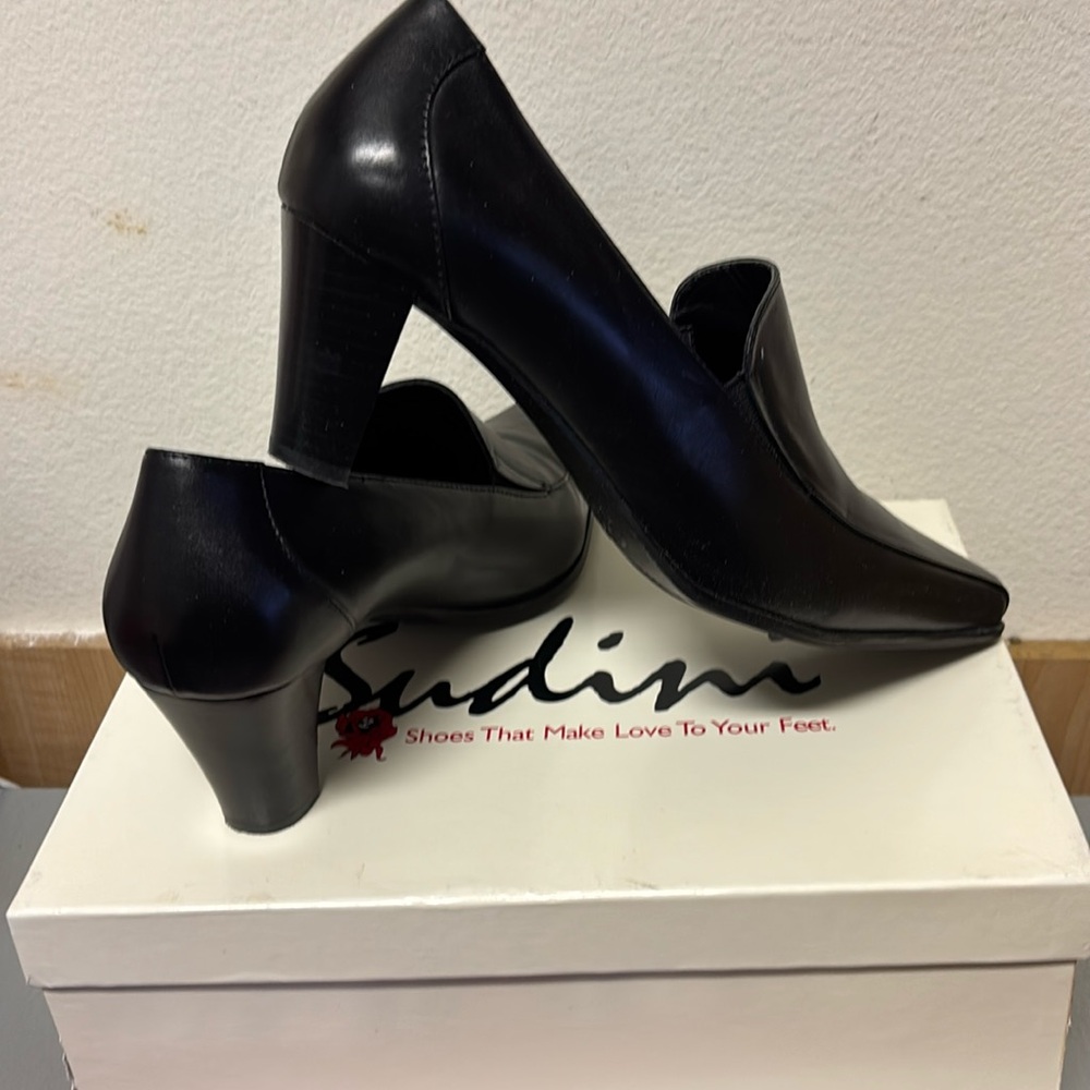 Sudini Black Leather Siri Heeled Loafers